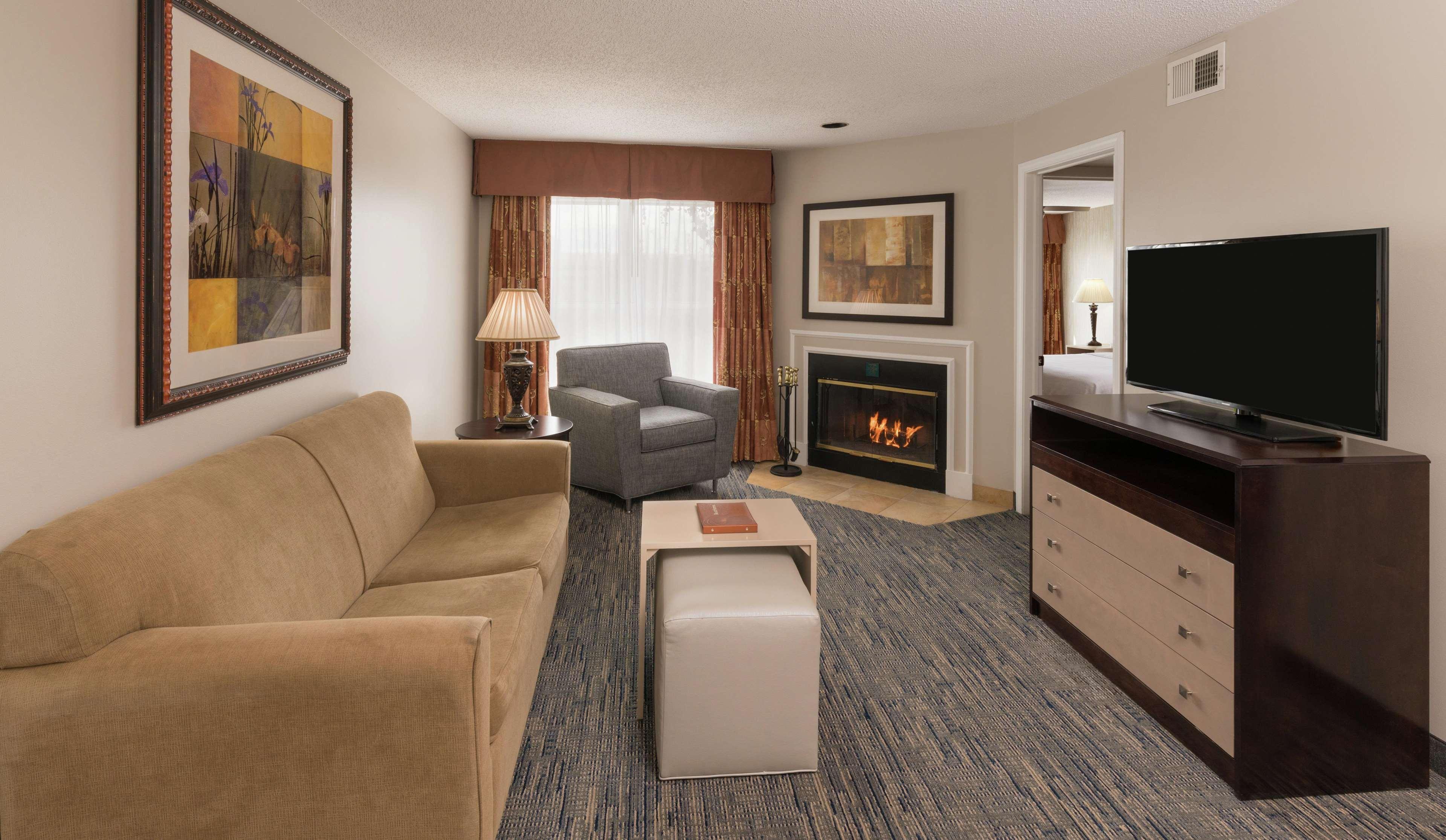 Homewood Suites By Hilton Chicago - Schaumburg Exterior photo